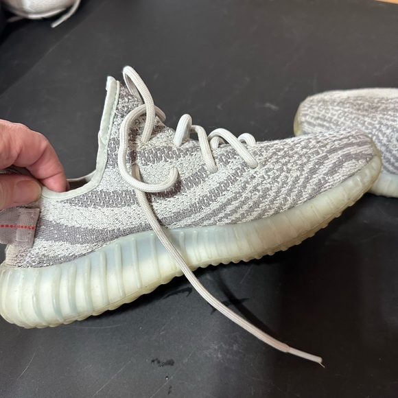Size 6.5 Adidas Yeezy 350’s - Picture 4 of 7